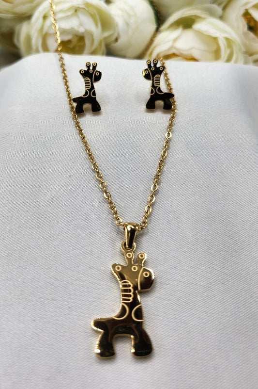 Giraffe Necklace Set
